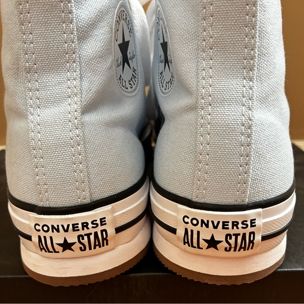 Girls Converse Chuck Taylor All Star Shoes Like New - Picture 6 of 9